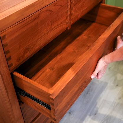 FISKE CHEST OF 5 DRAWERS