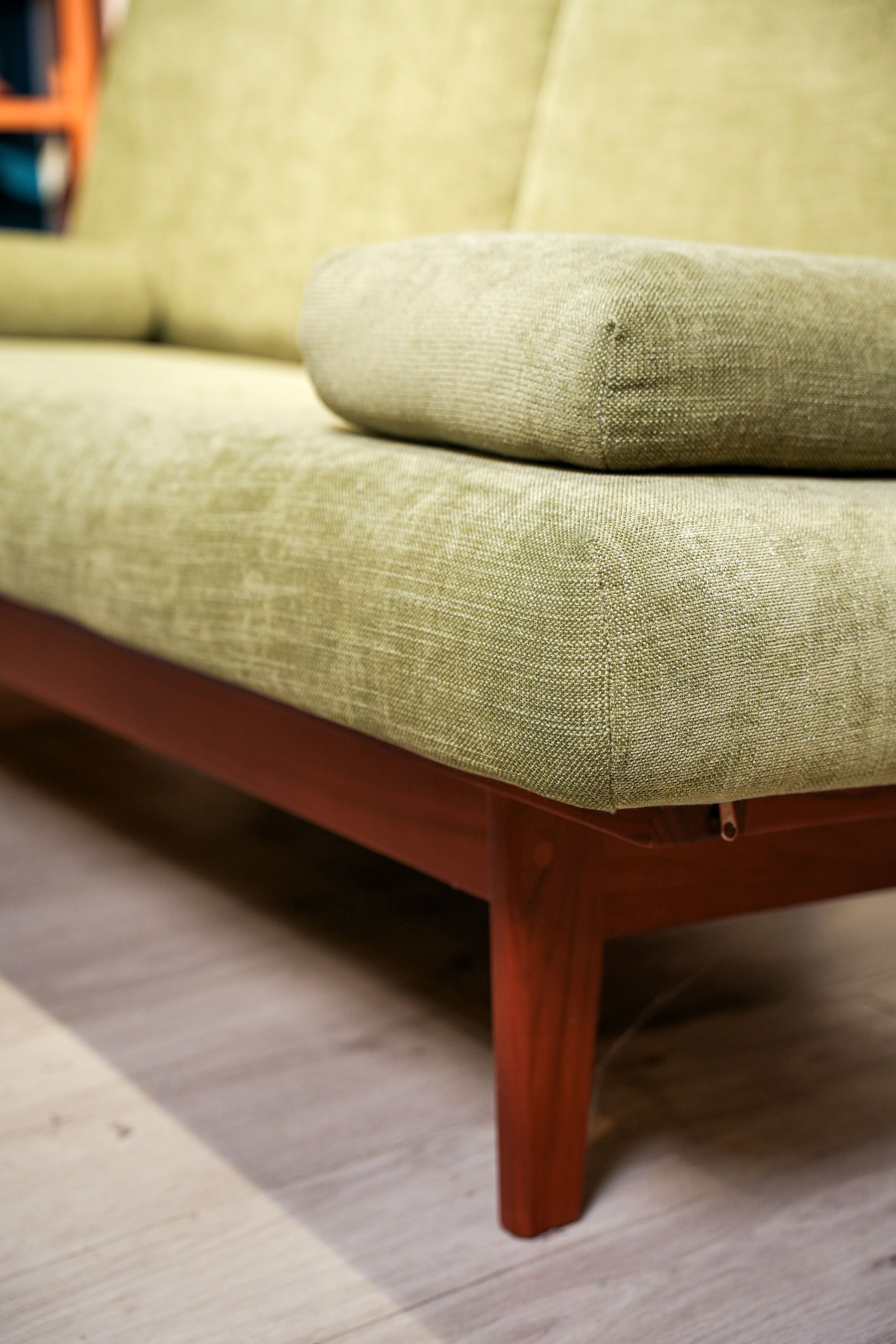 LUTA SOFA 2 SEATER