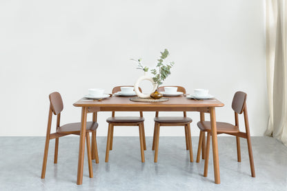 LEIKA 135CM DINING TABLE
