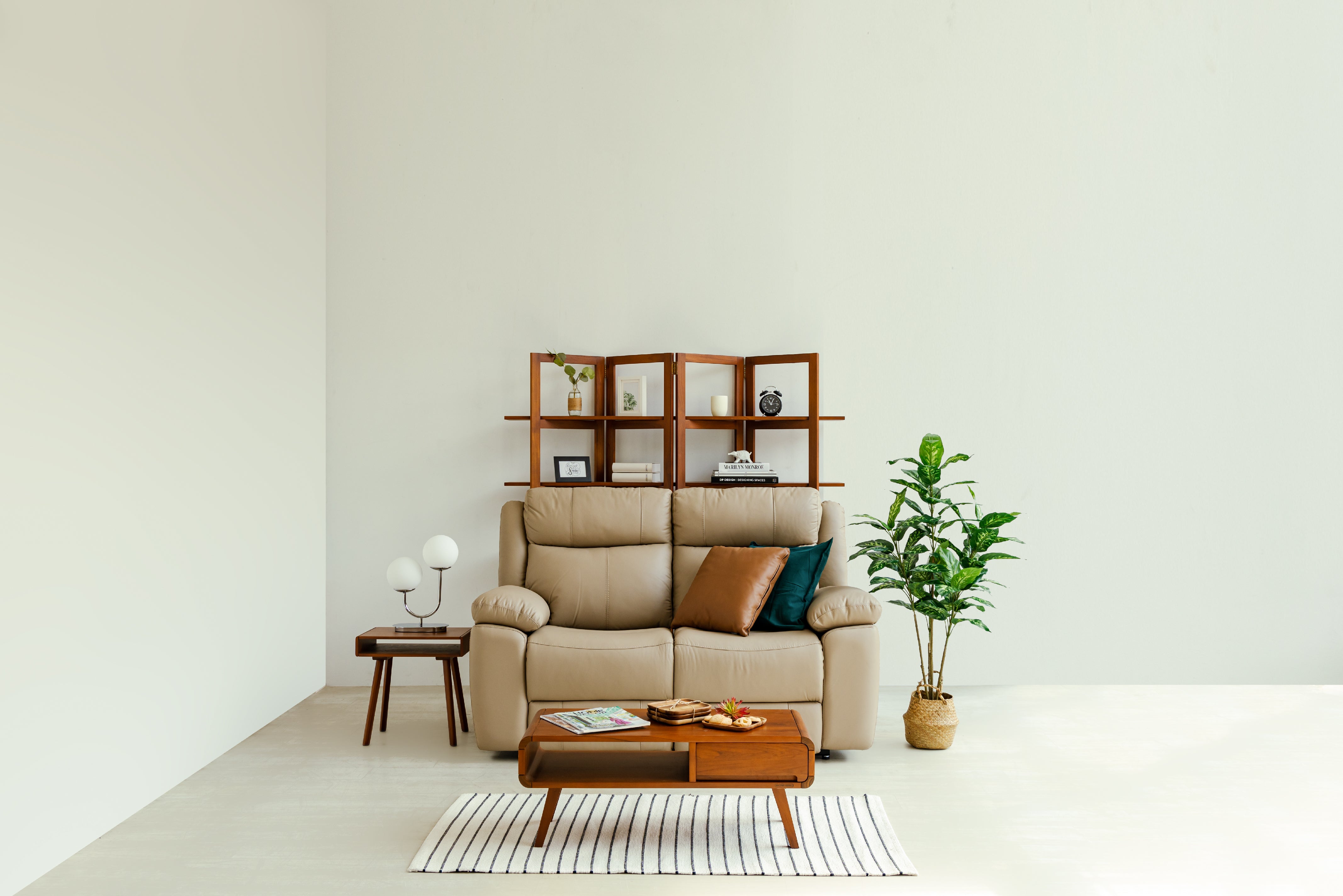 FRED SIDE TABLE