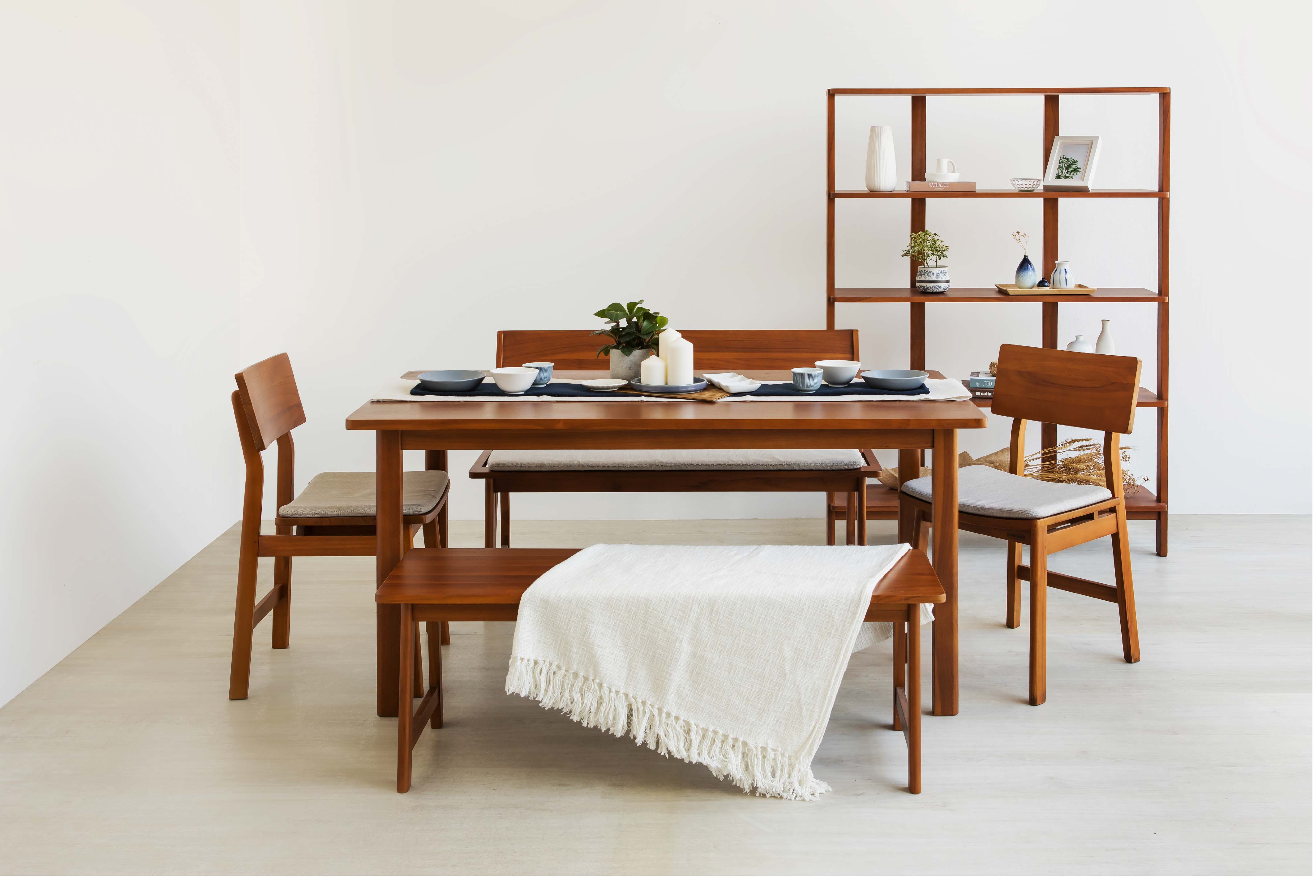 MONO DINING CHAIR