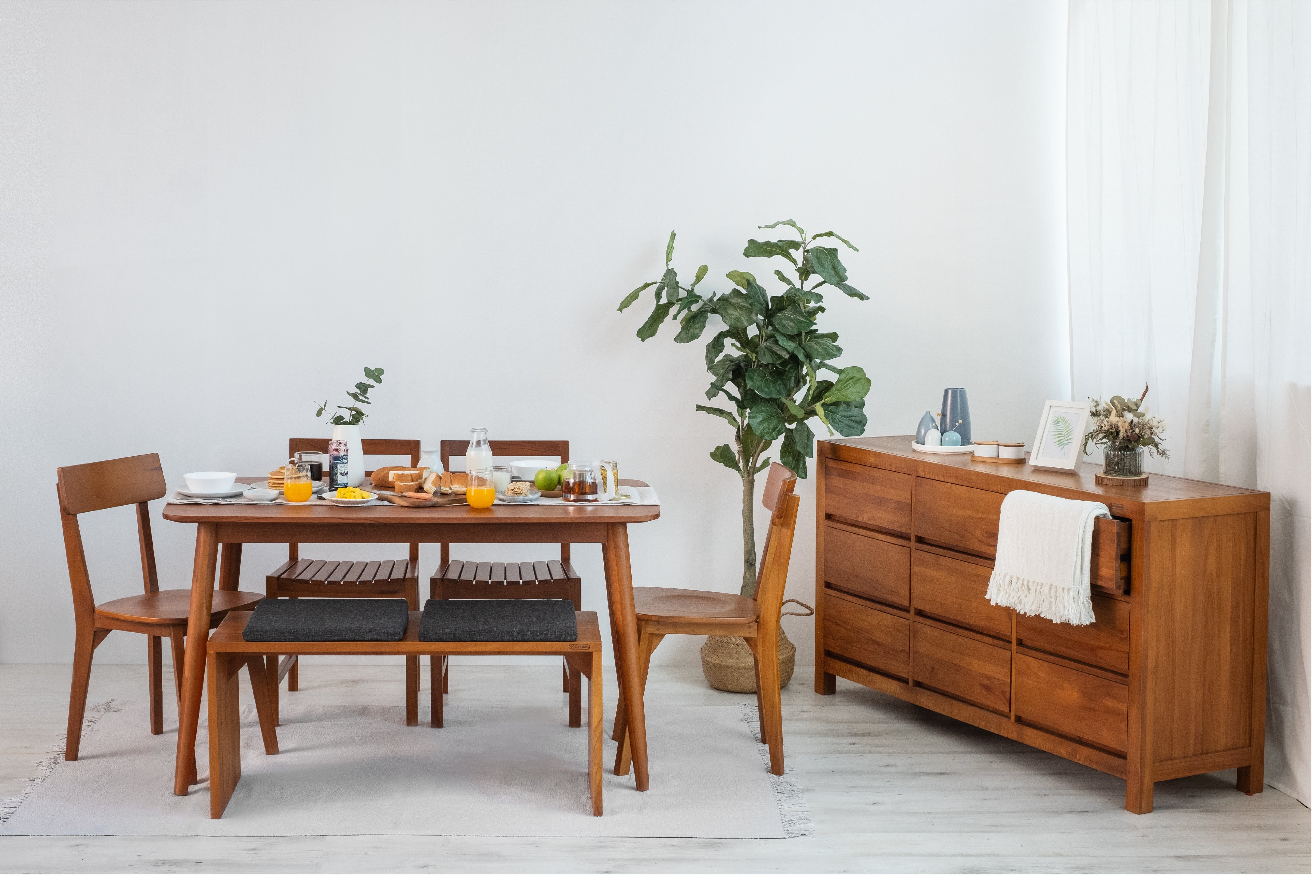 RINNA 150CM DINING TABLE